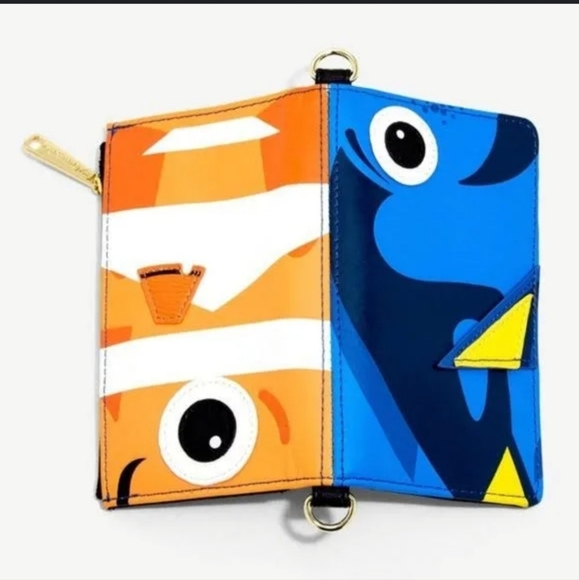 Loungefly Disney Finding Dory Nemo Crossbody Wallet Purse - Picture 1 of 12